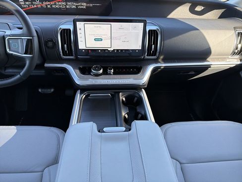 New 2026 Ford Expedition Max Platinum w/ Platinum Ultimate Package AWD/4WD image 14
