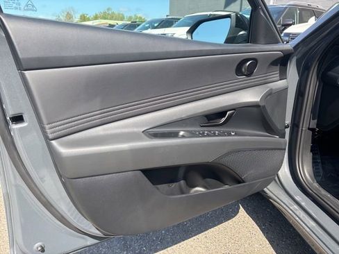 New 2026 Hyundai Elantra Sport FWD image 15