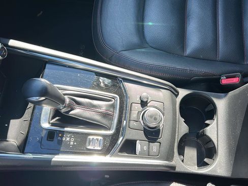 Used 2024 MAZDA CX-5 Carbon Edition image 19