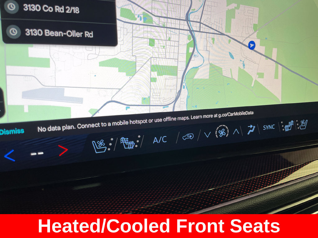 Used 2024 Chevrolet Traverse RS w/ LPO, Floor Liner Package AWD/4WD image 12