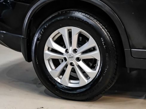 Used 2015 Nissan Rogue SV w/ SV Family Package FWD image 61