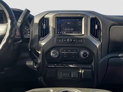 Used 2023 Chevrolet Silverado 1500 Custom image 14