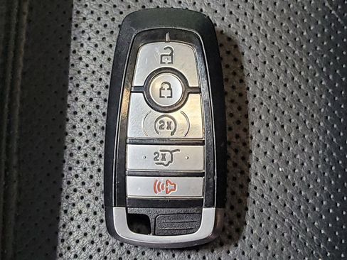 Used 2021 Ford Expedition Limited RWD image 32