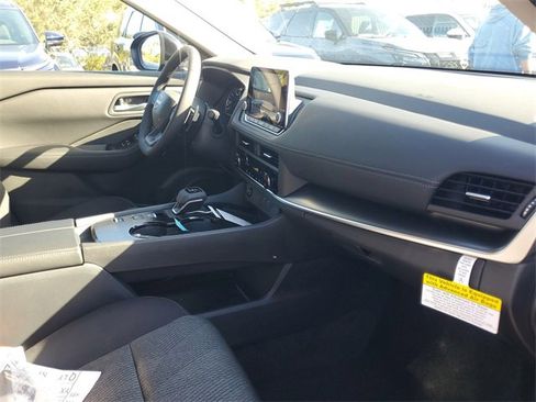 New 2026 Nissan Rogue SV image 31