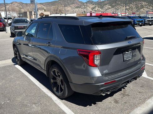 Used 2023 Ford Explorer ST w/ Equipment Group 401A image 4