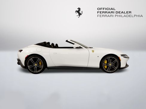 Certified 2026 Ferrari Roma Spider RWD image 9