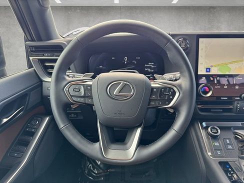 Used 2025 Lexus GX 550 550 Luxury+ image 21