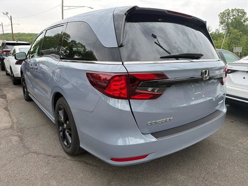 Used 2024 Honda Odyssey Sport image 13
