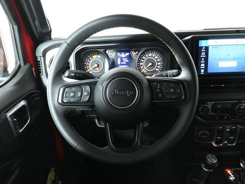 Used 2024 Jeep Wrangler Sport S image 16