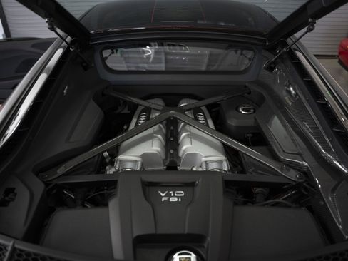 Used 2023 Audi R8 V10 performance image 50