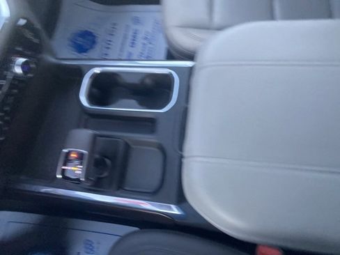 Used 2023 GMC Sierra 1500 SLT w/ SLT Premium Plus Package image 24