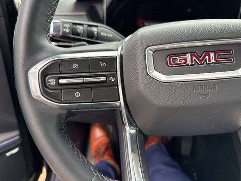 Used 2024 GMC Acadia Elevation w/ Luxury Package FWD image 22