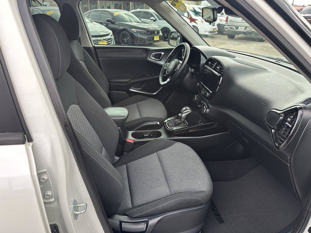 Used 2022 Kia Soul EX FWD image 8
