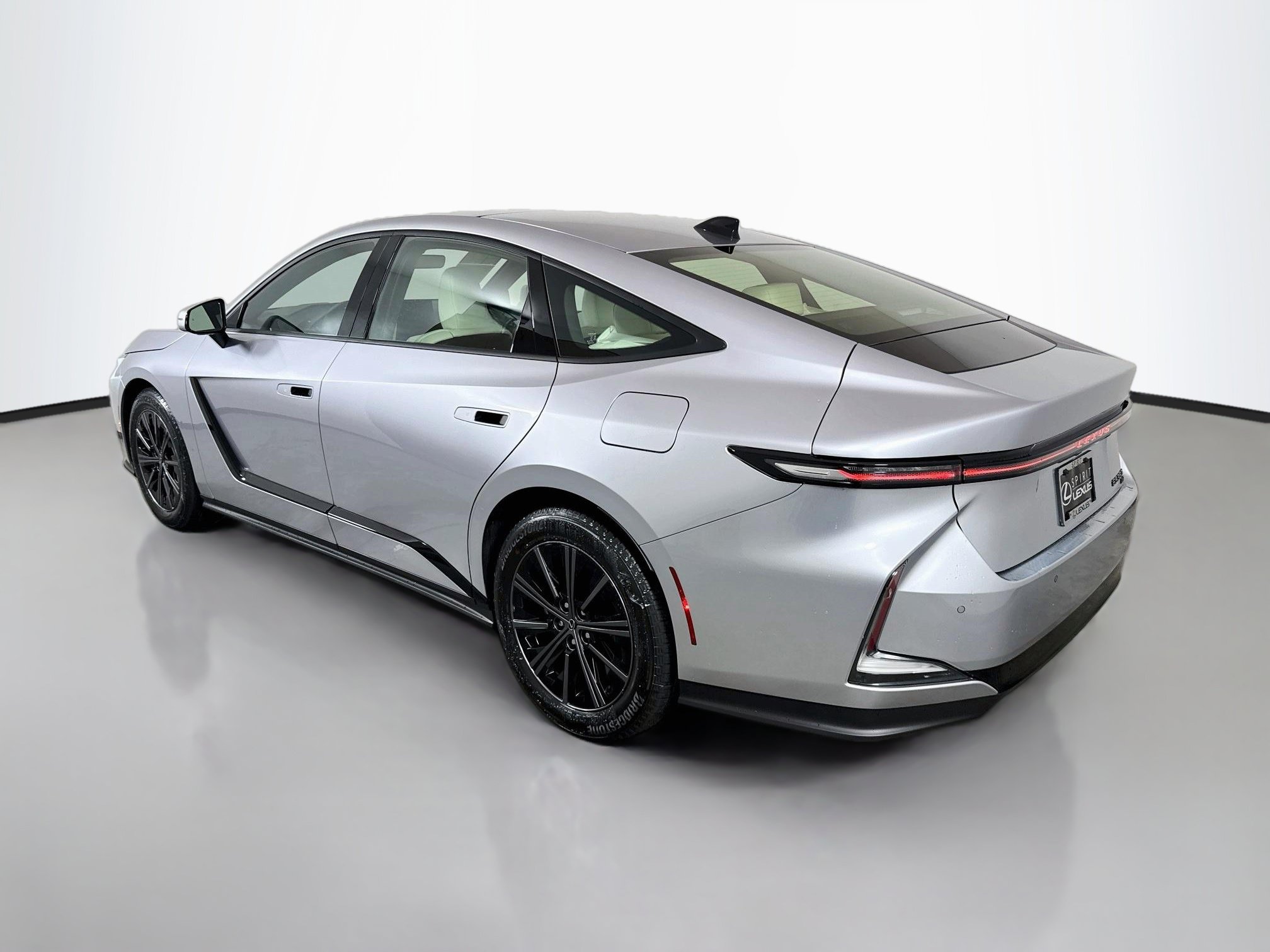 Certified 2026 Lexus ES 350h AWD w/ Convenience Package image 6
