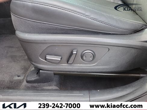 Used 2022 Kia Sorento SX AWD/4WD image 23