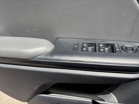 Used 2025 Kia K4 FWD image 18