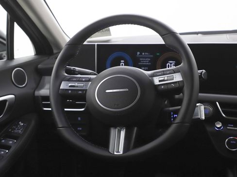 Certified 2026 Hyundai Sonata SEL AWD/4WD image 13