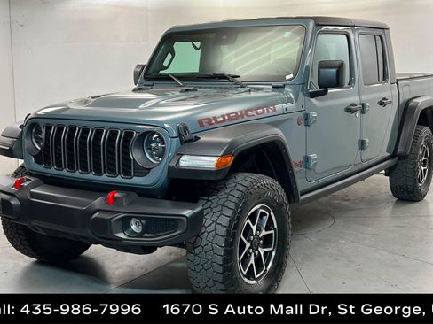Used 2024 Jeep Gladiator Rubicon w/ Convenience Group AWD/4WD image 1