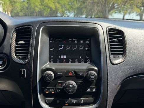 Used 2020 Dodge Durango SXT w/ 3rd Row Seating Group image 23