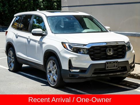 Used 2023 Honda Passport EX-L image 10