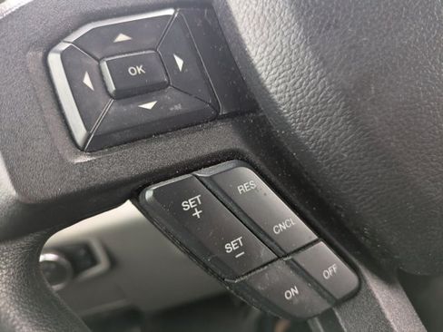 Used 2018 Ford F350 XL w/ Power Equipment Group AWD/4WD image 15