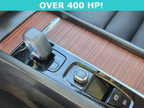 Used 2023 Volvo XC60 T8 Plus image 24