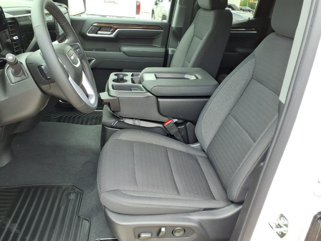 New 2026 GMC Sierra 1500 SLE RWD image 14