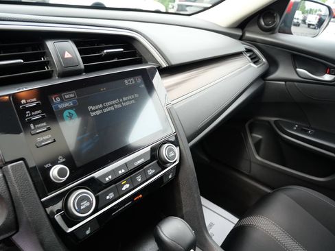 Used 2020 Honda Civic EX image 13