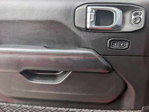 Used 2020 Jeep Gladiator Rubicon image 18