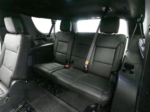 Used 2024 GMC Yukon XL Denali w/ Advanced Technology Package image 48