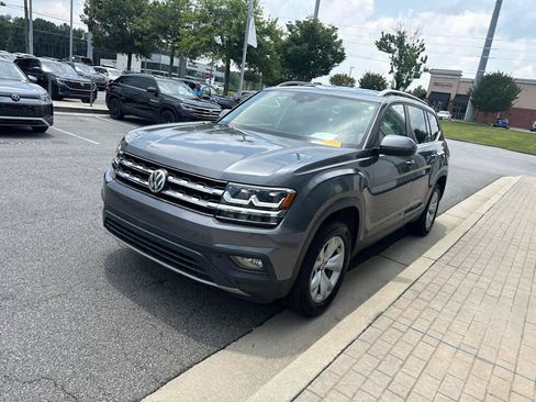 Used 2018 Volkswagen Atlas SE FWD image 4