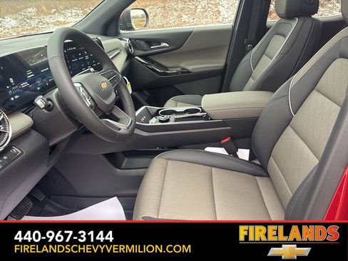 New 2026 Chevrolet Equinox LT w/ Convenience Package II image 16