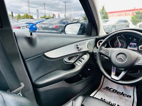 Used 2015 Mercedes-Benz C 300 Sedan image 16