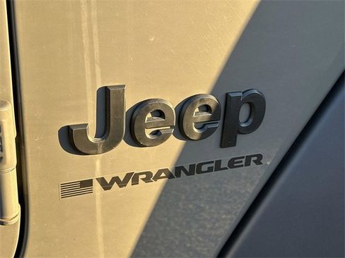 Used 2023 Jeep Wrangler Sport S image 29