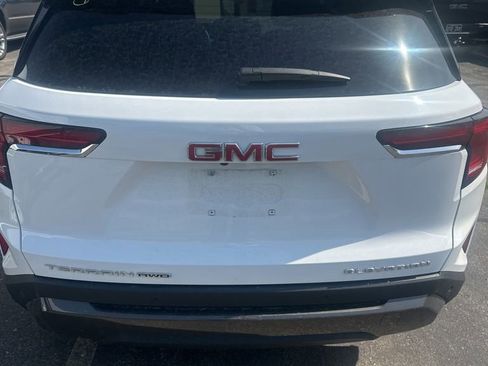 Used 2026 GMC Terrain Elevation AWD/4WD image 10
