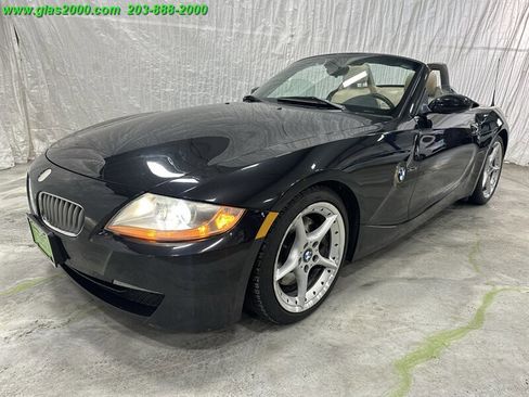 Used 2006 BMW Z4 3.0si image 1
