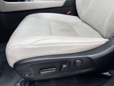 Used 2020 Lexus RX 350 AWD w/ Luxury Package image 35