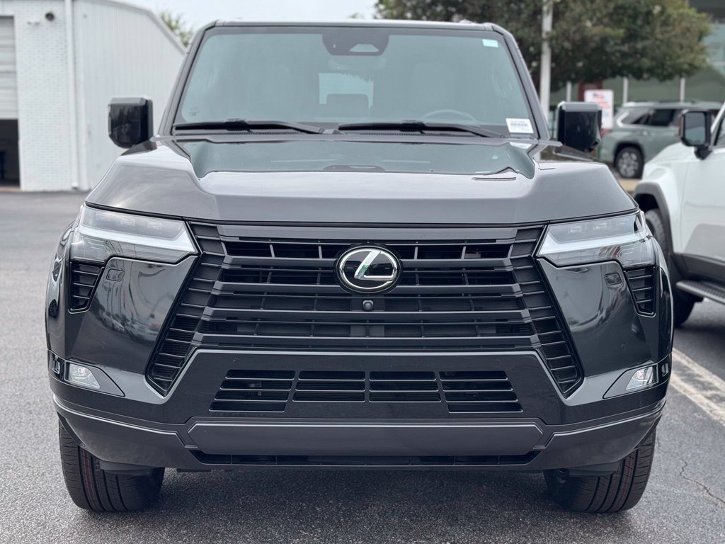 Used 2024 Lexus GX 550 w/ Accessory Package (31) AWD/4WD image 4