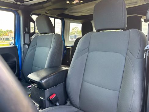 Certified 2021 Jeep Wrangler Unlimited Sport image 21