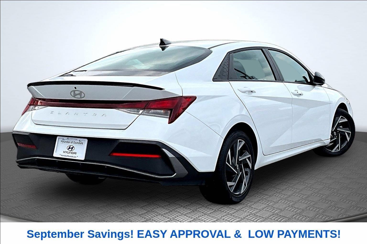 Used 2026 Hyundai Elantra SEL Sport Premium FWD image 2