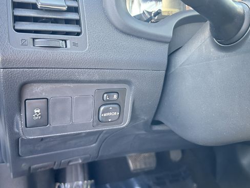 Used 2012 Toyota Corolla S image 24