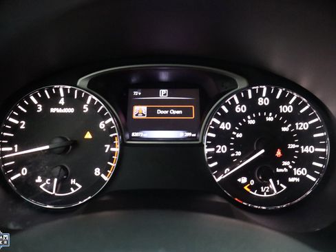 Used 2018 Nissan Altima 2.5 SR image 15