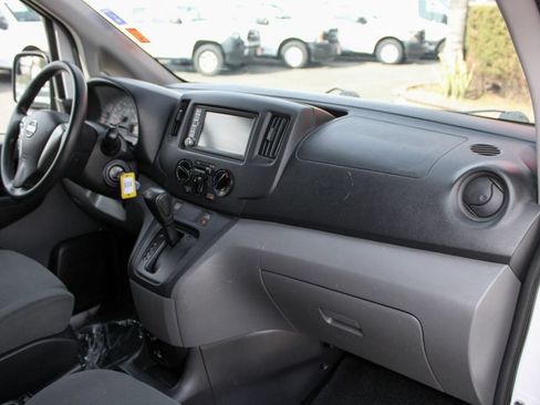 Used 2020 Nissan NV200 S w/ Back Door Glass Package FWD image 36