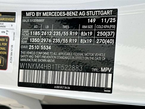 Used 2026 Mercedes-Benz GLC 300 4MATIC image 32