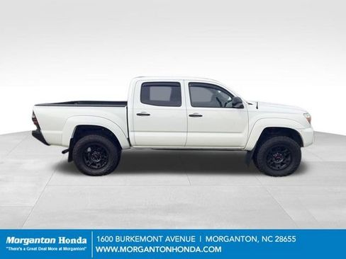Used 2015 Toyota Tacoma PreRunner w/ SR5 Package RWD image 10
