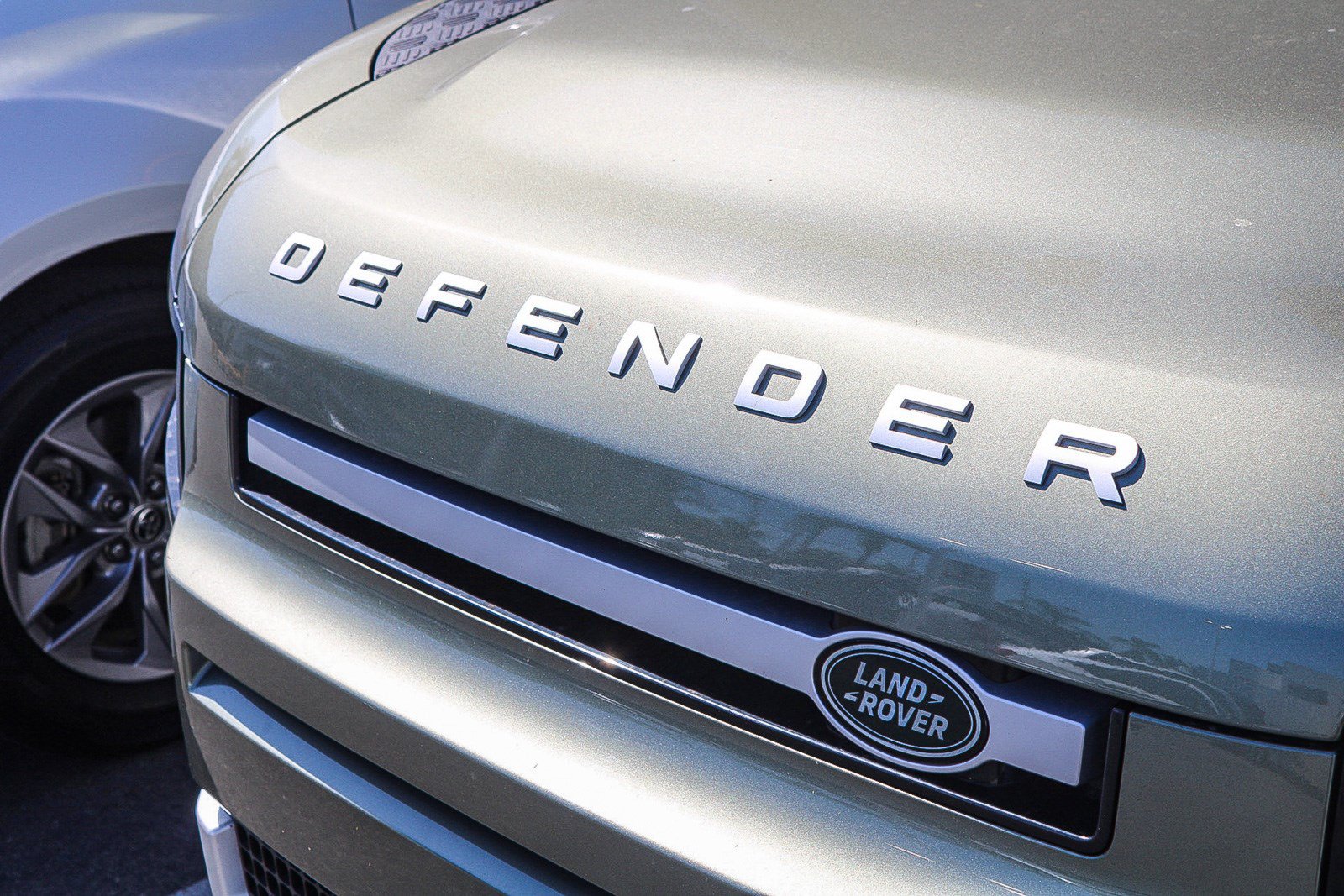 Used 2023 Land Rover Defender 110 S AWD/4WD image 16
