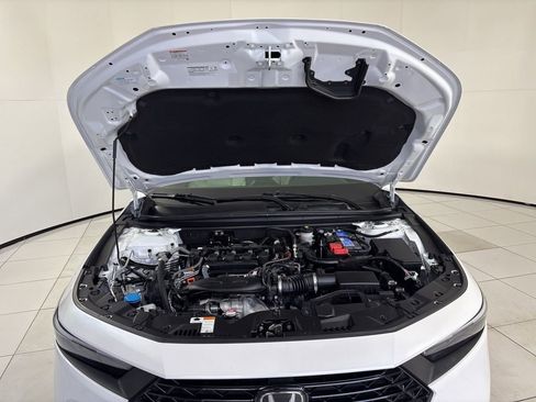 Used 2024 Honda Accord LX image 11