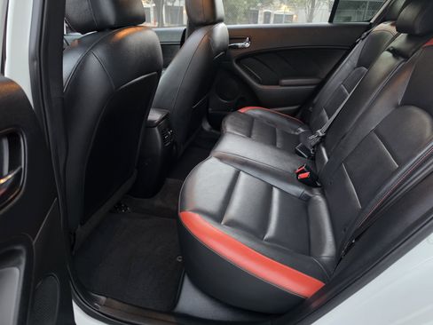 Used 2017 Kia Forte SX FWD image 18