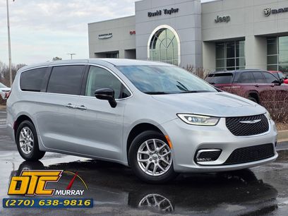 Used 2024 Chrysler Pacifica Touring-L