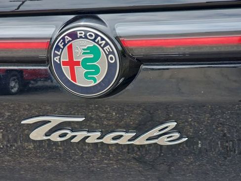 Used 2024 Alfa Romeo Tonale Ti AWD/4WD image 33